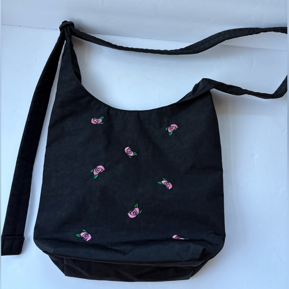 NWOT BAGGU UO Exclusive Rose Embroidery Small
Nylon Sling Bag - Picture 6 of 12